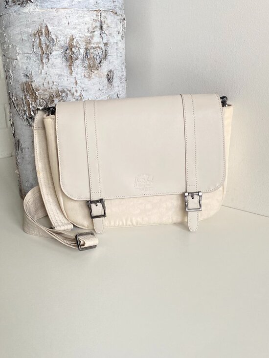 Herschel Supply Co. Handbags - Herschel Orion Retreat Moonbeam Crossbody Bag